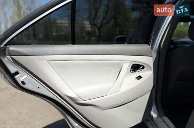 Седан Toyota Camry 2007 в 