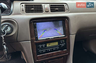 Седан Toyota Camry 1998 в 