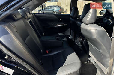 Седан Toyota Camry 2014 в 