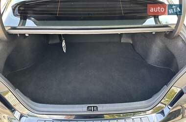 Седан Toyota Camry 2019 в 