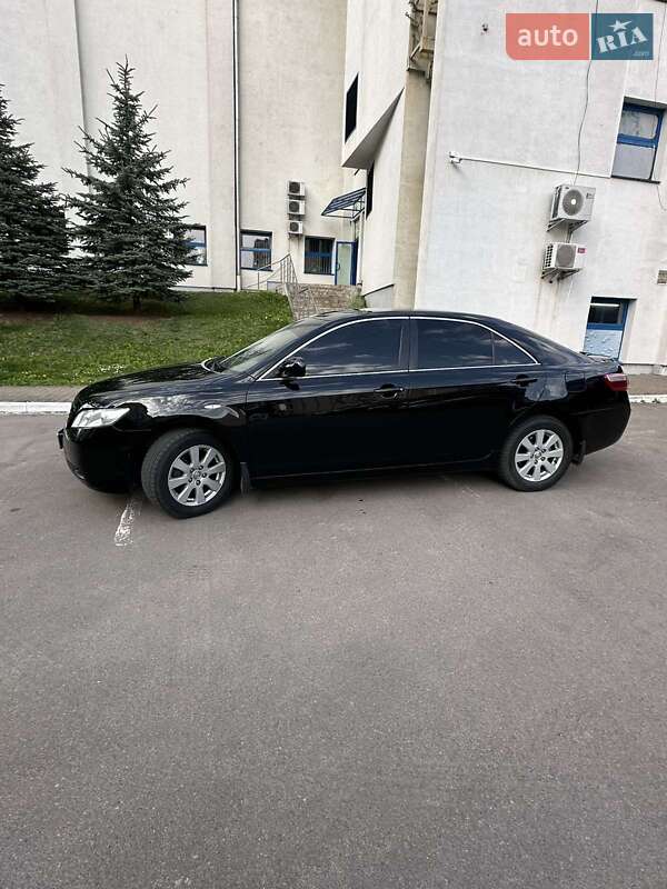 Седан Toyota Camry 2007 в 