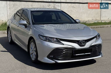 Седан Toyota Camry 2020 в 