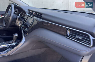Седан Toyota Camry 2020 в 