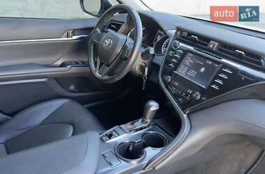 Седан Toyota Camry 2020 в 