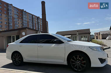 Седан Toyota Camry 2015 в 