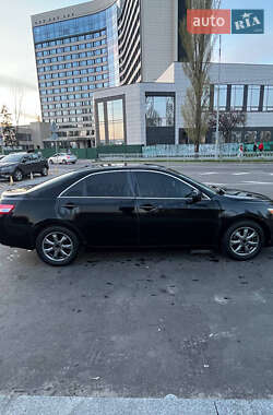 Седан Toyota Camry 2011 в 