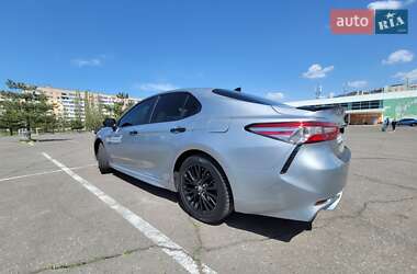 Седан Toyota Camry 2019 в 