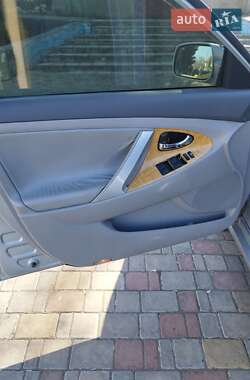 Седан Toyota Camry 2006 в 