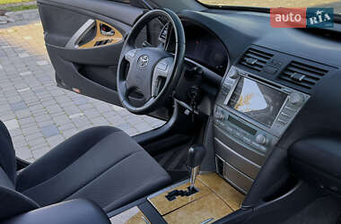 Седан Toyota Camry 2007 в 