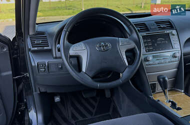 Седан Toyota Camry 2007 в 