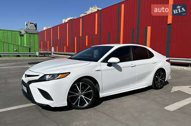 Седан Toyota Camry 2020 в 