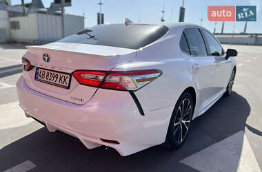 Седан Toyota Camry 2020 в 