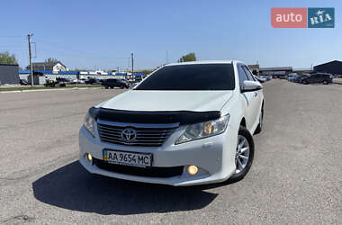 Седан Toyota Camry 2012 в 
