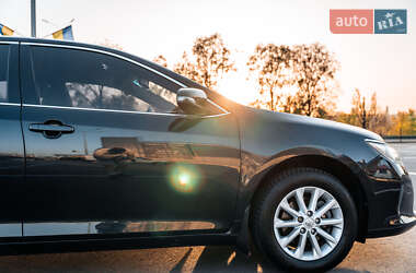 Седан Toyota Camry 2015 в 