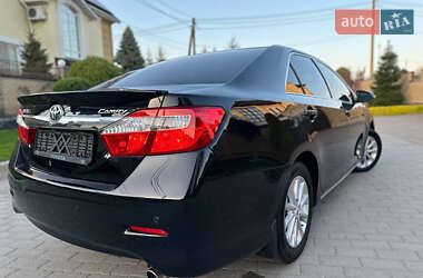 Седан Toyota Camry 2011 в 