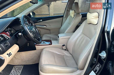 Седан Toyota Camry 2011 в 