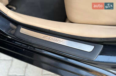 Седан Toyota Camry 2011 в 