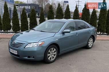 Седан Toyota Camry 2009 в Киеве