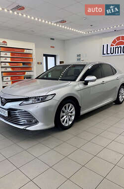 Седан Toyota Camry 2019 в 