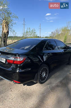 Седан Toyota Camry 2017 в 