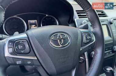 Седан Toyota Camry 2017 в 