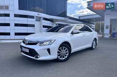 Седан Toyota Camry 2015 в 
