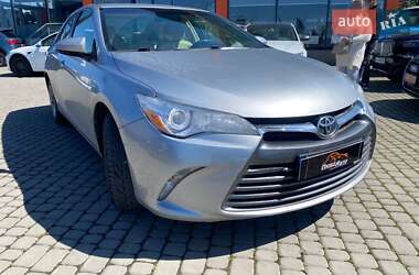 Седан Toyota Camry 2017 в 
