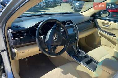 Седан Toyota Camry 2017 в 