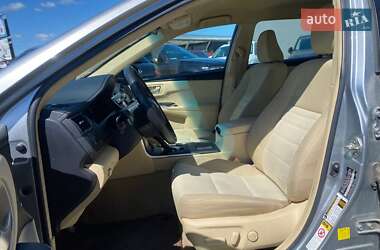 Седан Toyota Camry 2017 в 