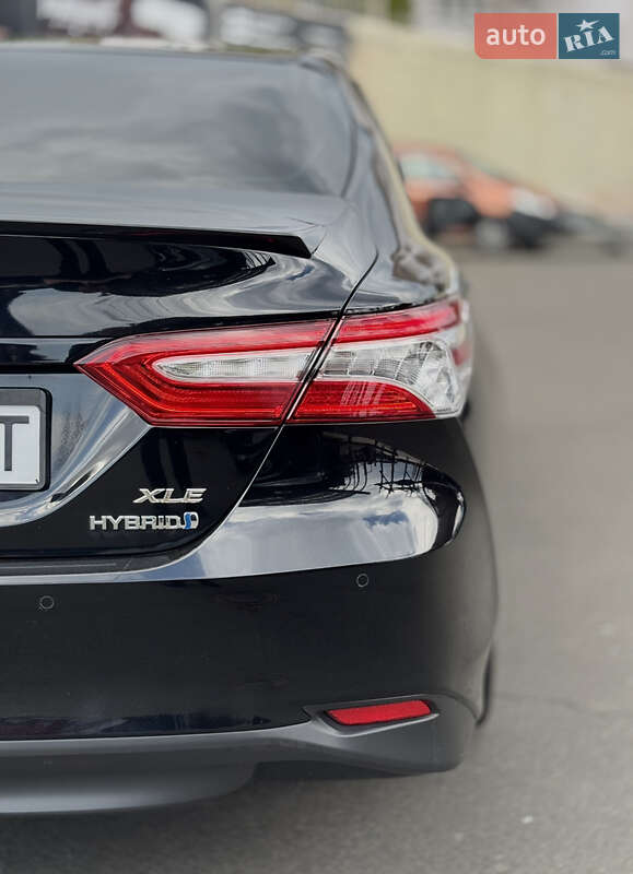 Седан Toyota Camry 2017 в Одессе