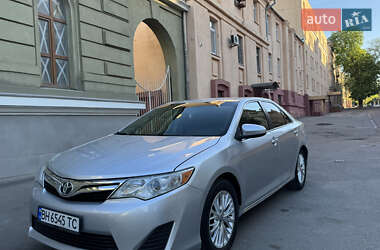 Седан Toyota Camry 2011 в 