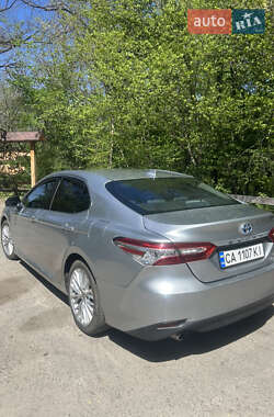 Седан Toyota Camry 2020 в 