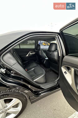 Седан Toyota Camry 2010 в 
