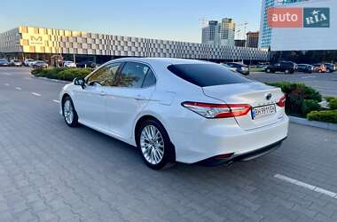 Седан Toyota Camry 2020 в 