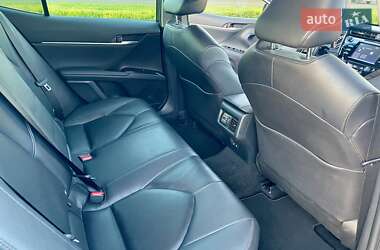 Седан Toyota Camry 2020 в 