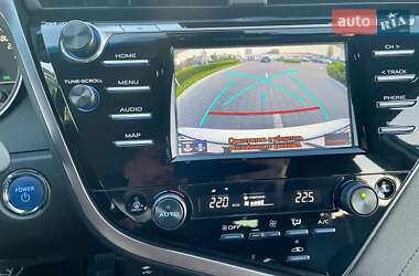 Седан Toyota Camry 2020 в 