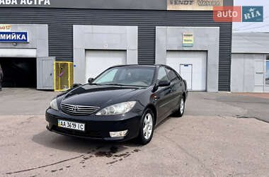 Седан Toyota Camry 2005 в Прилуках