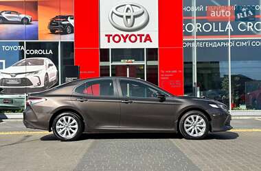 Седан Toyota Camry 2019 в 