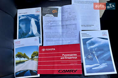 Седан Toyota Camry 2005 в 