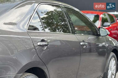 Седан Toyota Camry 2011 в 
