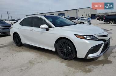 Седан Toyota Camry 2021 в 
