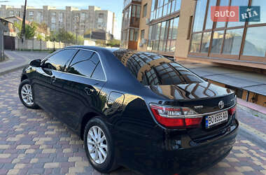 Седан Toyota Camry 2014 в 