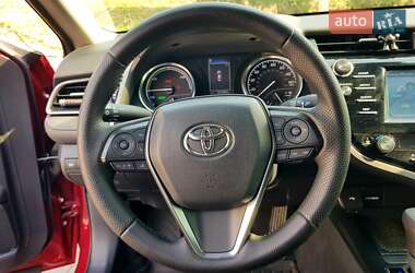 Седан Toyota Camry 2020 в 