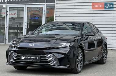 Седан Toyota Camry 2024 в 