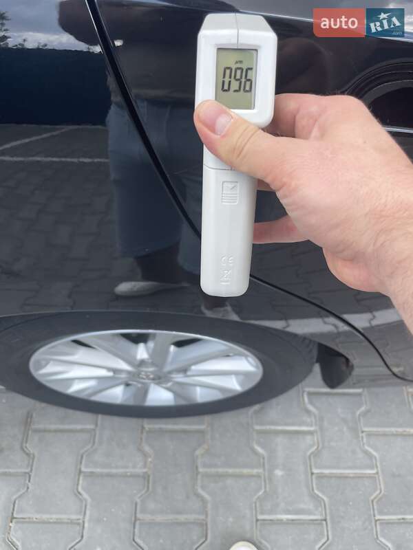 Седан Toyota Camry 2015 в Виннице