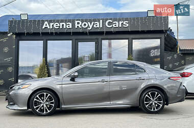 Седан Toyota Camry 2018 в 