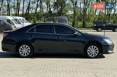 Седан Toyota Camry 2016 в 