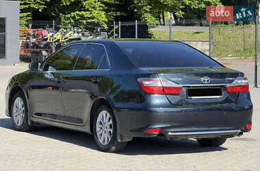 Седан Toyota Camry 2016 в 