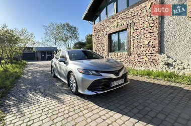 Седан Toyota Camry 2019 в Коломиї