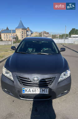 Седан Toyota Camry 2007 в Києві
